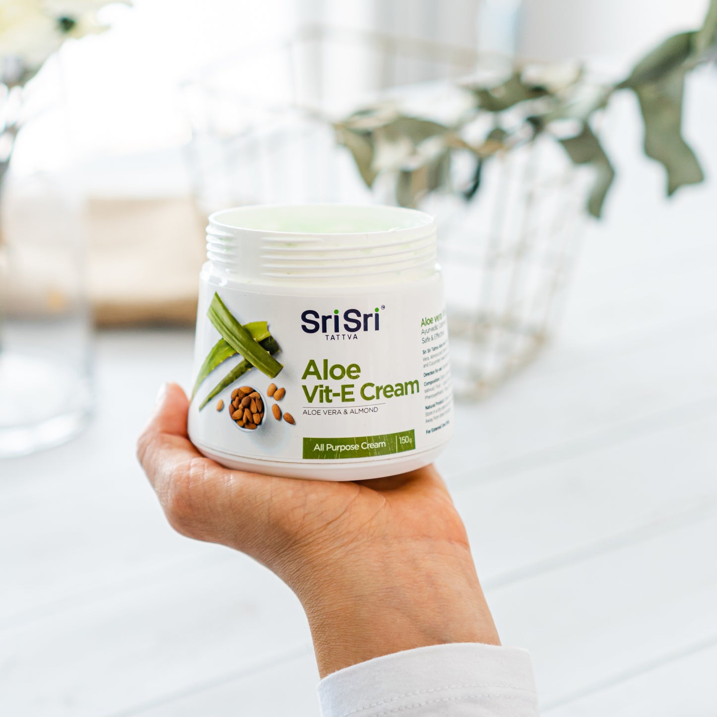 Kūno kremas Aloe Vera Vit E Cream, Sri Sri Tattva, 150g